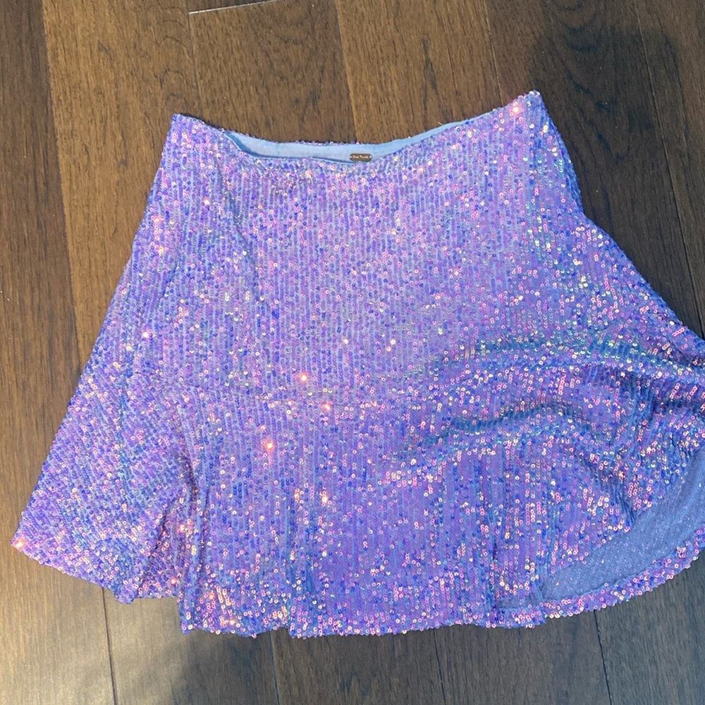 Free people , size xs, sequin flowy skirt
